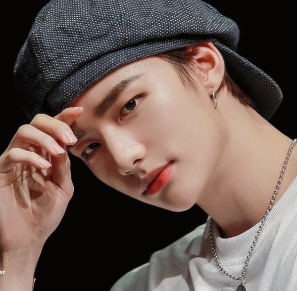 Хёнджин Stray Kids 2022