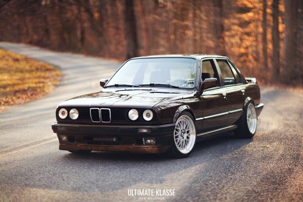 BMW e30 седан