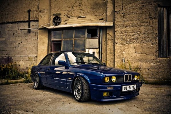 BMW e30