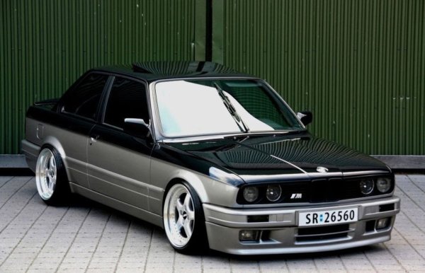 BMW e30 купе