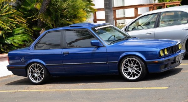 BMW e30 купе