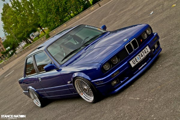 BMW e30