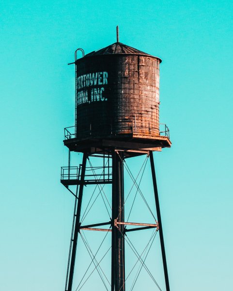 Водонапорная башня Water Tower
