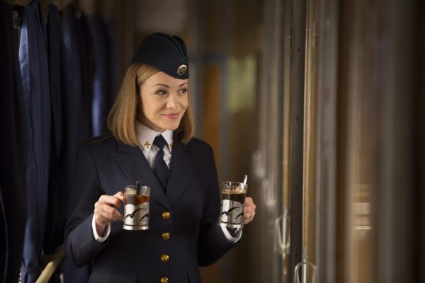 Проводница сериал Людмила Загорская