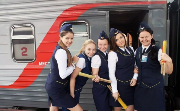 Проводница РЖД