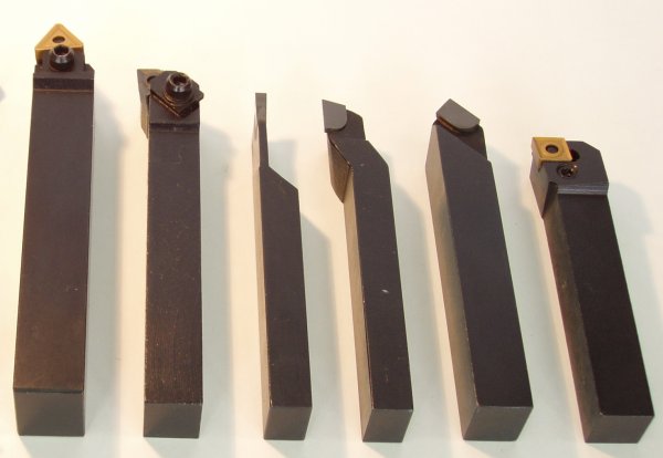 Резец отрезной р18 25х16х140