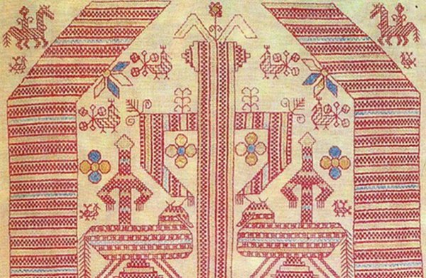 Макошь в вышивке древних славян