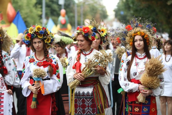 Украинский народный костюм