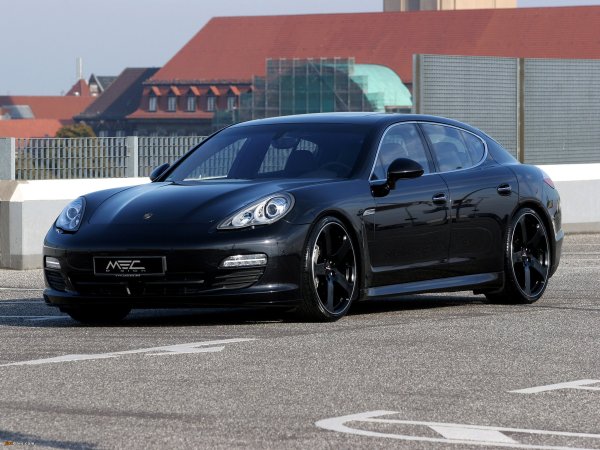 Porsche Panamera 1
