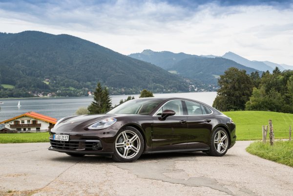 Porsche Panamera 4s