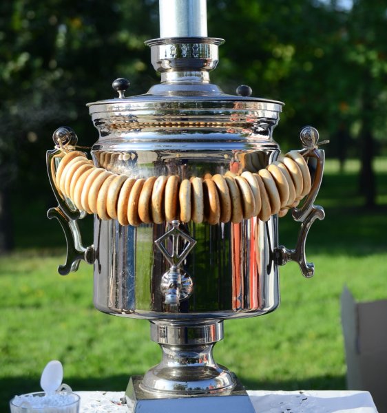 Старинный русский самовар