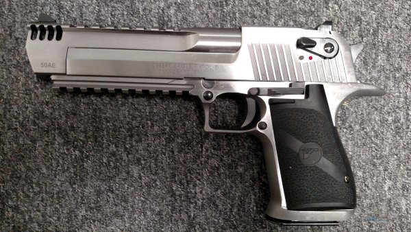 Desert Eagle 50