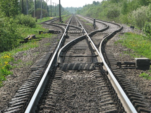 Рельсовый закрепитель р-50