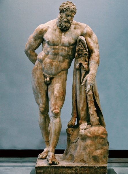 Гипсовая фигура статуя Геракла