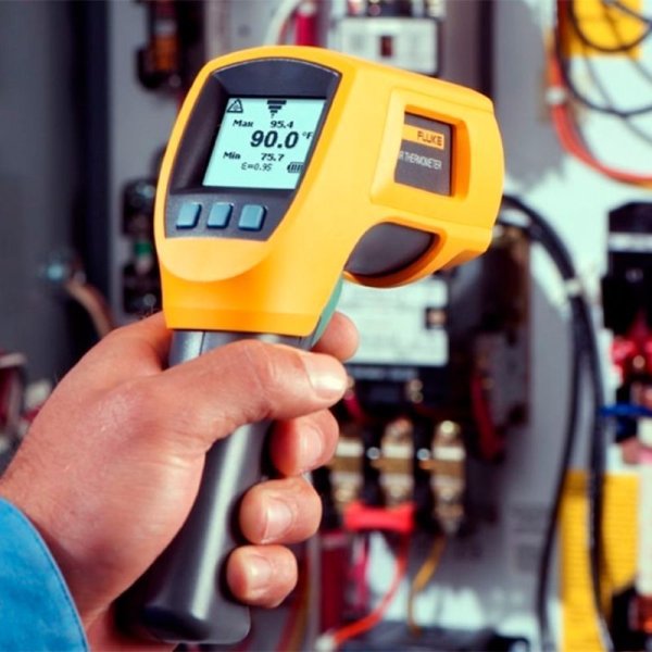 Термометр инфракрасный Fluke 568