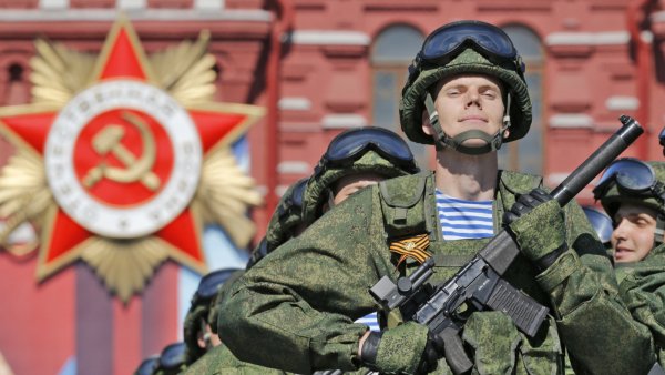 Солдаты России