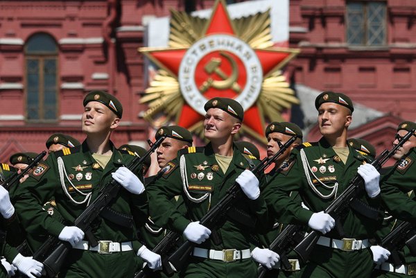 Парад Победы на красной площади в Москве 2021
