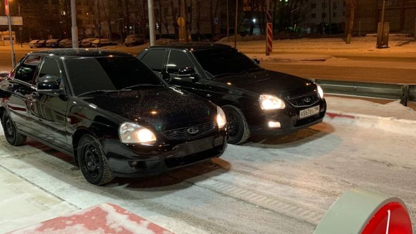 Приора седан черная ФСО