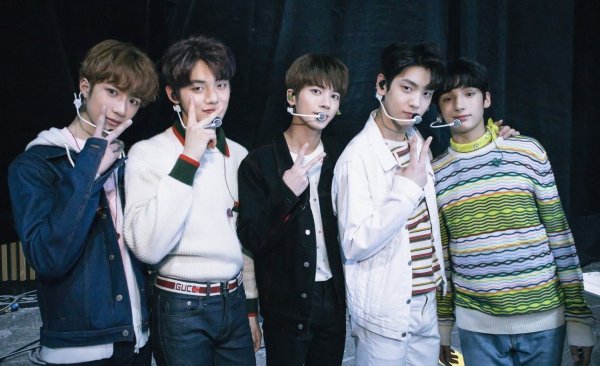 Txt k Pop группа