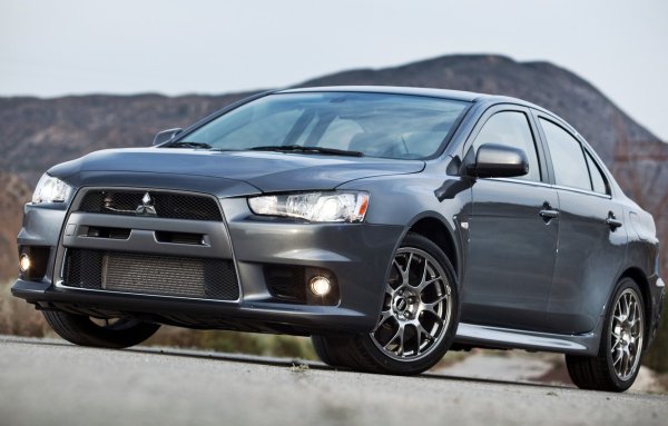 Mitsubishi Lancer Evolution 10 2012