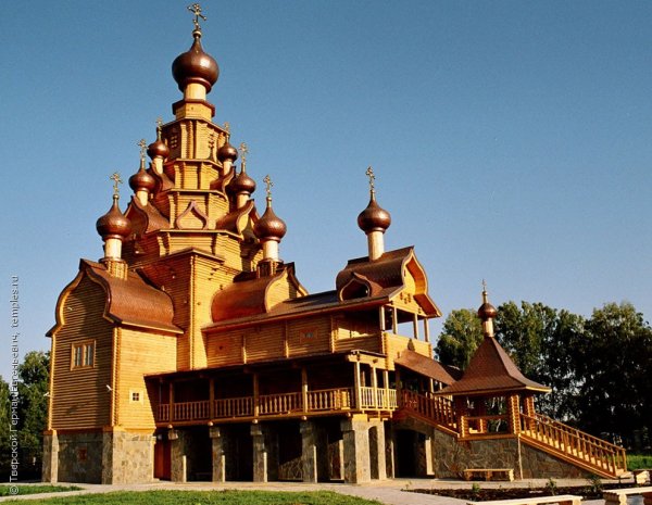 Деревянный храм иконы Божией матери верхняя Санарка Южный Урал