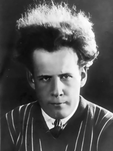 Эйзенштейн Сергей Михайлович
