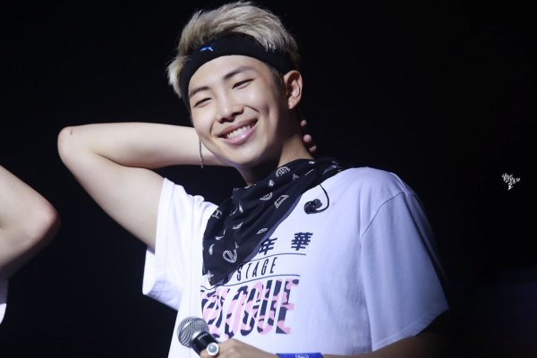 Группа BTS RM