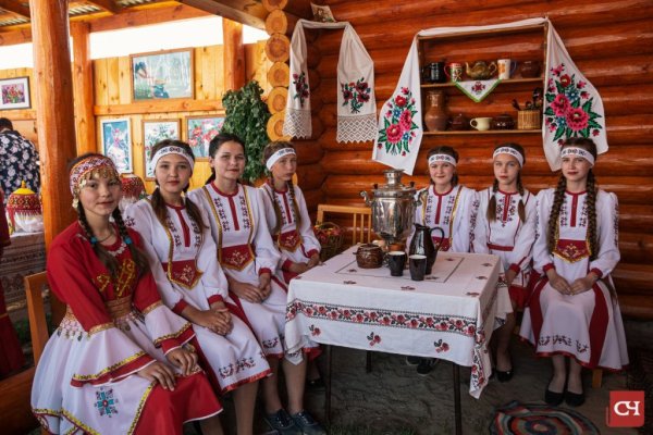 Монумент матери Чебоксары