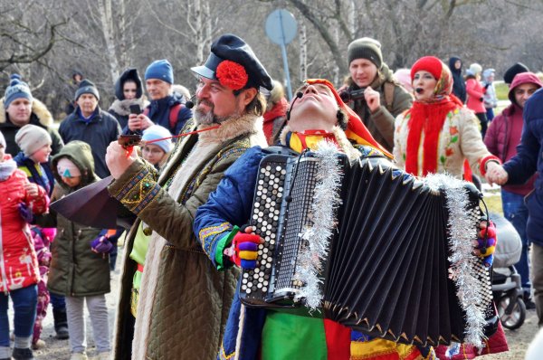Празднование Масленицы
