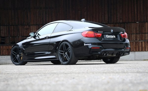 BMW m4 Coupe Black