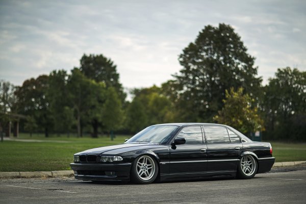BMW e38 стенс