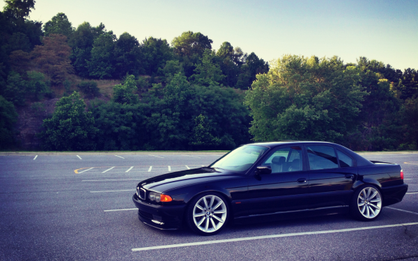 BMW 750 e38