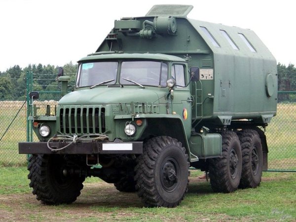 Урал 4320 тягач