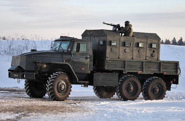 Грузовик Урал 4320