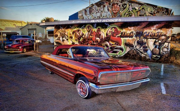 Chevrolet Impala лоурайдер в гетто