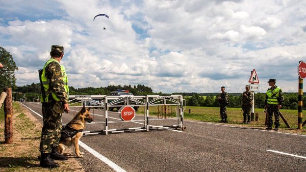 Пограничники Белоруссии. И пограничники Польши.