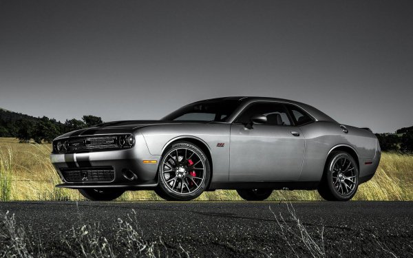 Dodge Challenger srt8 2014