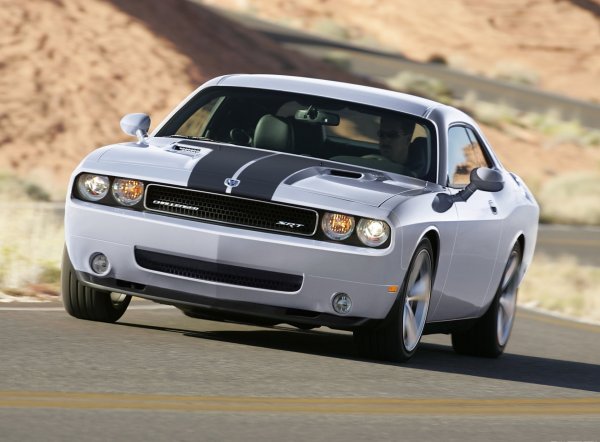 Dodge Challenger srt8 2008