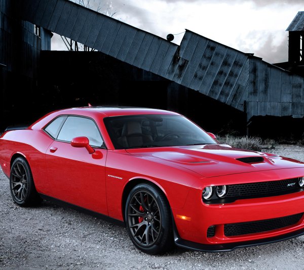 Dodge Challenger srt Hellcat