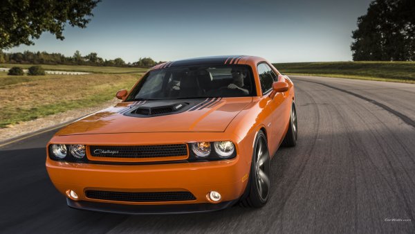 Dodge Challenger RT 2000