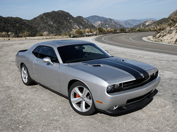 Dodge Challenger srt8 2008