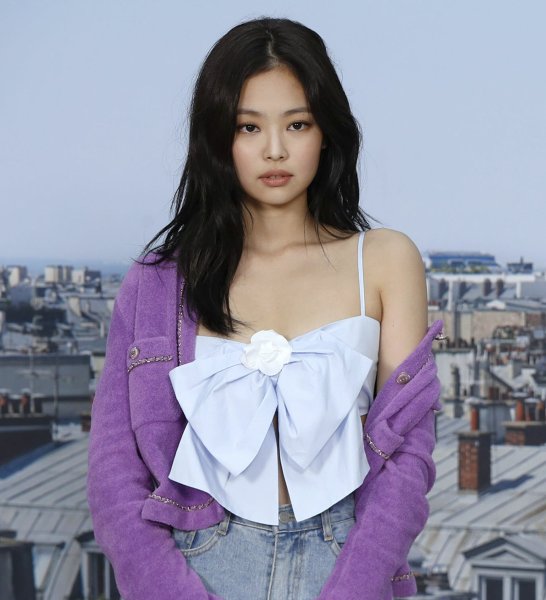 BLACKPINK Дженни 2021