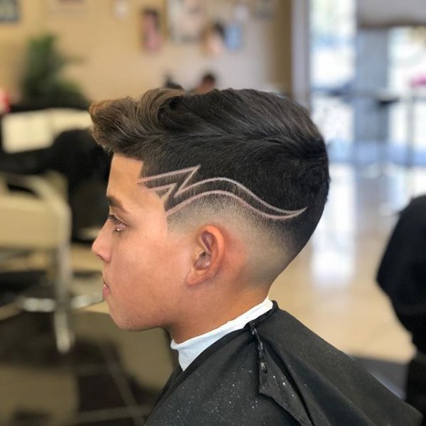 Молния на голове стрижка