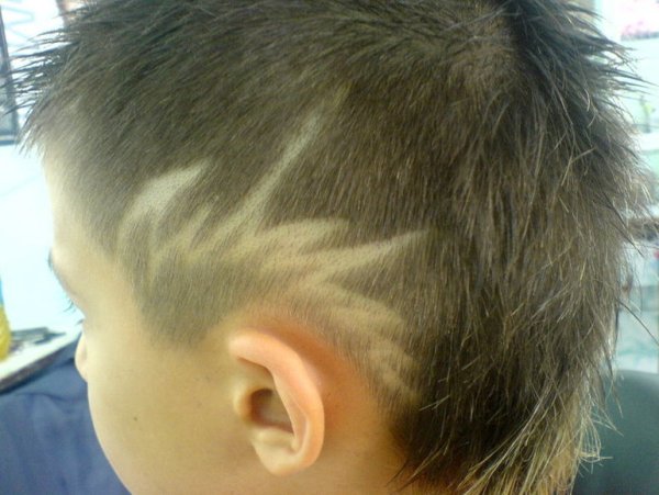 Детские стрижки с полосками