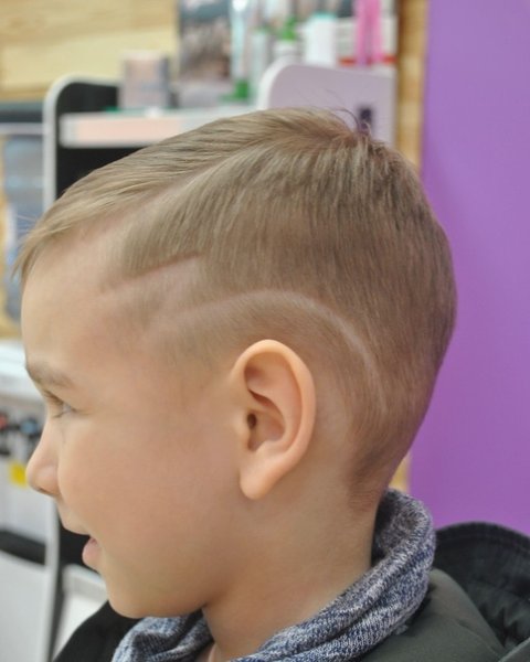 Полоски на голове для мальчиков