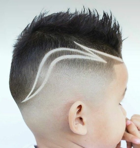 Фигурные стрижки для мальчиков