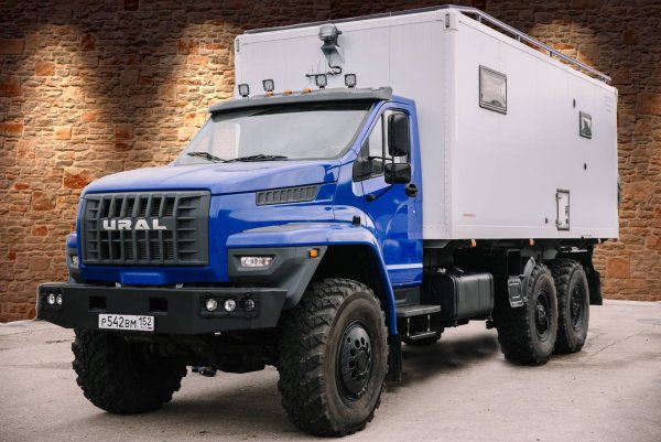 Урал Некст 6х6