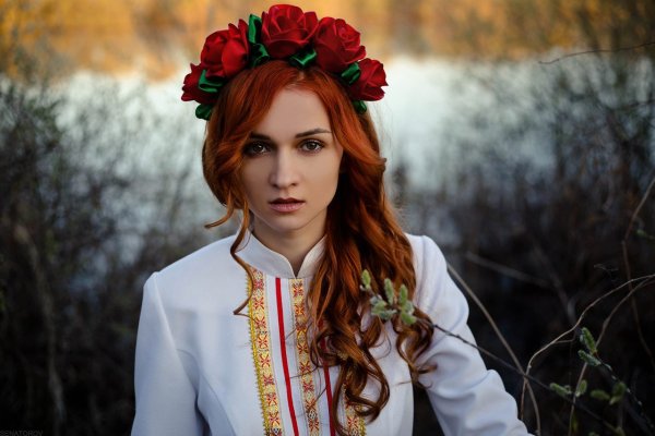 Рыжая Славянская девушка