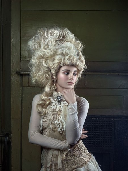 Прическа рококо Кира Найтли