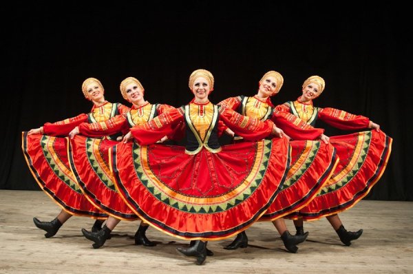 Народные танцы